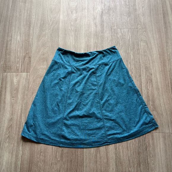 Patagonia seabrooke teal a line athletic skirt size small length 22 inches - Picture 9 of 9